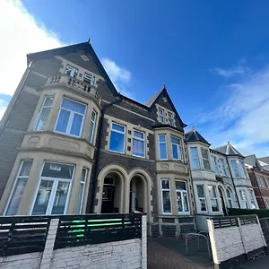 Victoria House By Switchback Apartment Cardiff